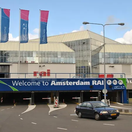 게스트하우스 At The Amstel River With 2br 2ba And Garden 3*