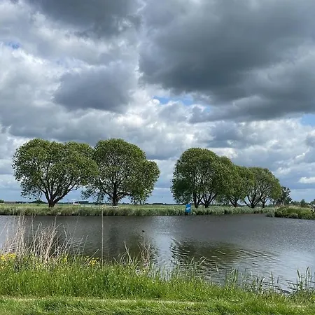 At The Amstel River With 2br 2ba And Garden Casa de hóspedes Amstelveen
