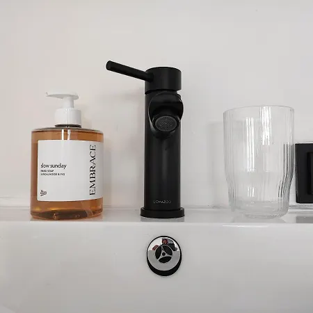 Casa de hóspedes At The Amstel River With 2br 2ba And Garden 3*