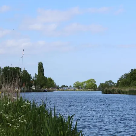 At The Amstel River With 2br 2ba And Garden