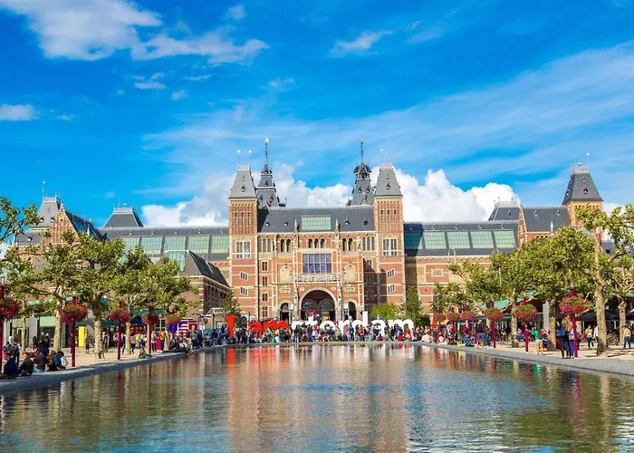 At The Amstel River With 2br 2ba And Garden