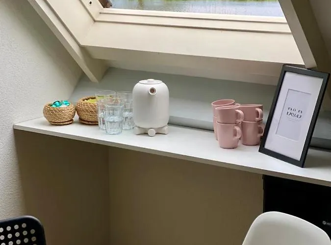 招待所 At The Amstel River With 2br 2ba And Garden