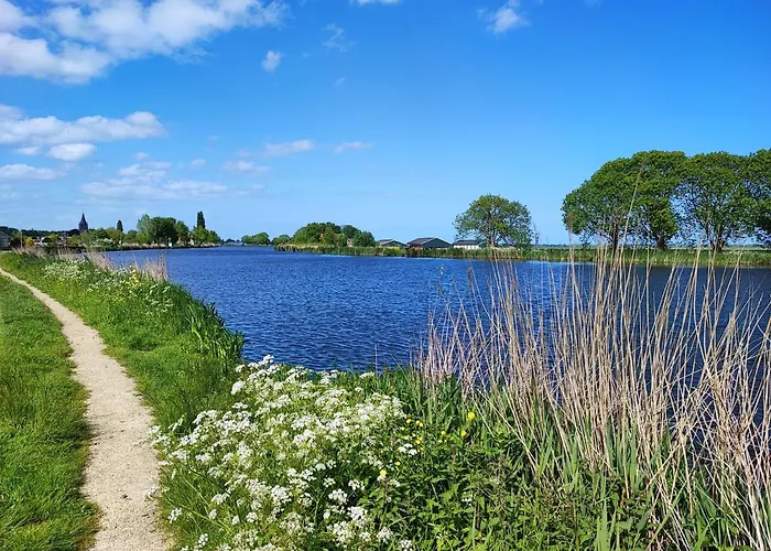 招待所 At The Amstel River With 2br 2ba And Garden 阿姆斯特尔芬