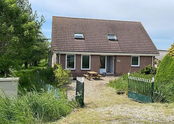 At The Amstel River With 2br 2ba And Garden 招待所