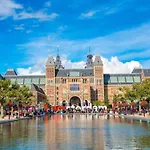 At The Amstel River With 2br 2ba And Garden