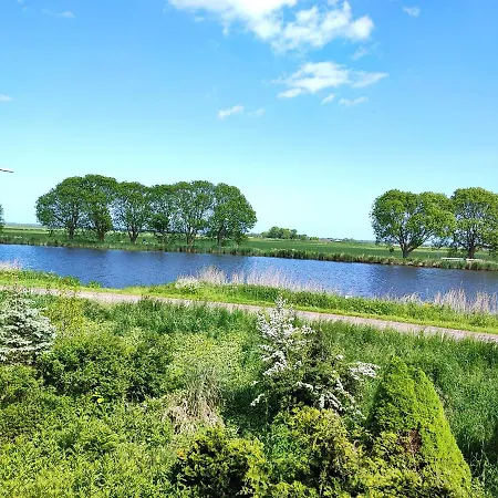 Πανσιόν At The Amstel River With 2br 2ba And Garden Άμστελβεεν